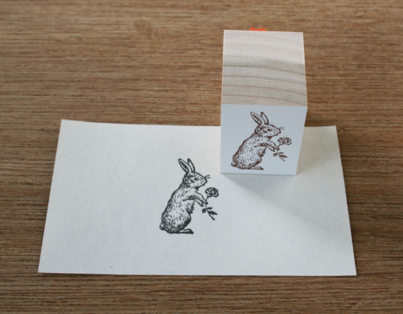 ウサギとお花のスタンプ 2枚目の画像