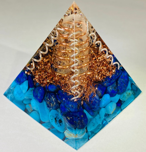 【お守り・魔除け・幸運】フラワーオブライフ六芒星 ピラミッド型 オルゴナイト 2枚目の画像