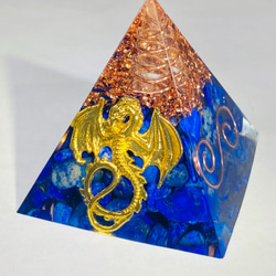 ≪定制≫ 青金石 [Good Luck/Amulet] Dragon Pyramid Orgonite 第1張的照片