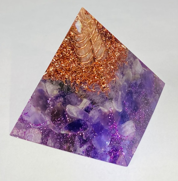 ≪定制≫ 紫水晶【防護/濃縮UP/淨化】Pyramid Orgonite 第1張的照片