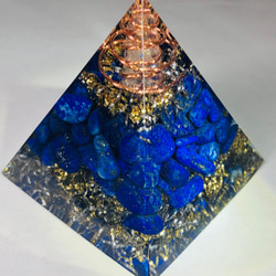 【天然石を選べる】 カスタムオルゴナイト① ピラミッド型 3枚目の画像