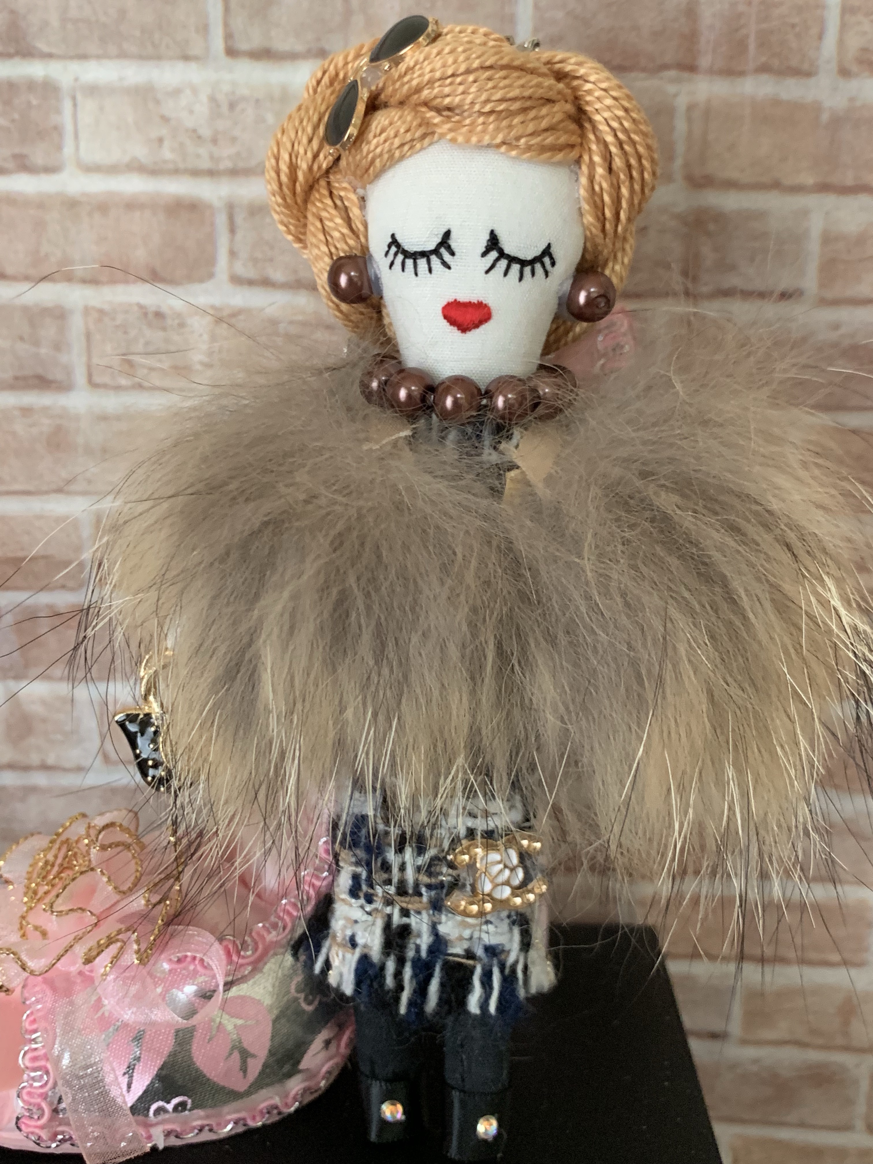 リアルファーコートのルルべちゃん