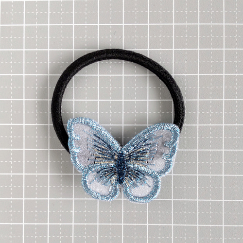 刺繍オーガンジー♡ちょうちょ ベビーヘアクリップ 蝶々ヘアクリップ♡ベビーヘアクリップ♡ 刺繍♡バタフライ