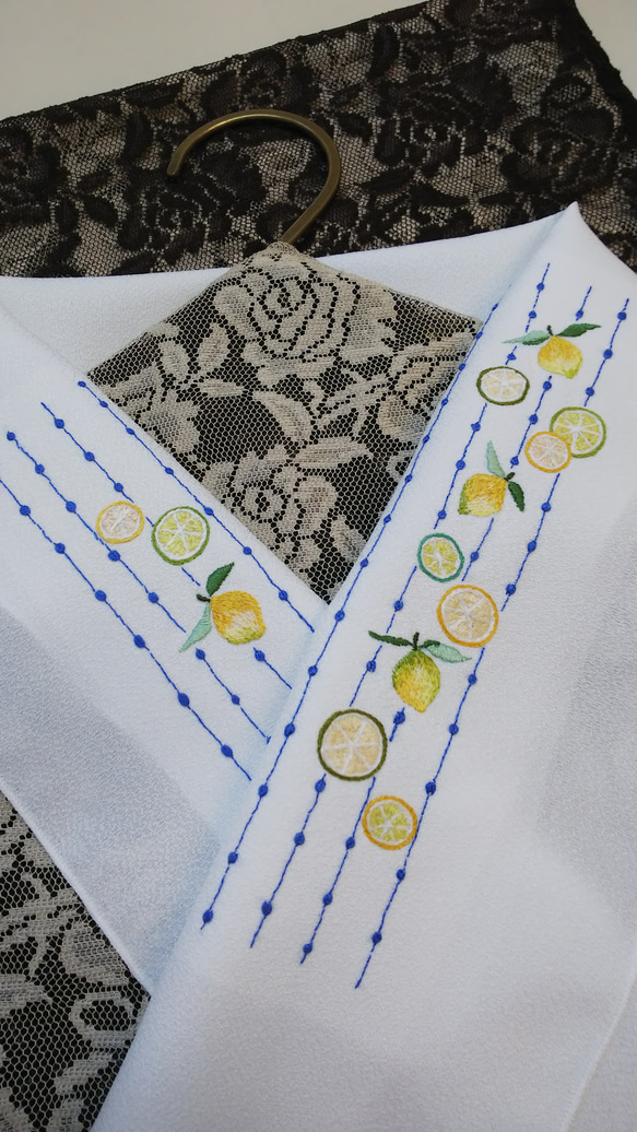 手刺繍半襟   LEMON 3枚目の画像