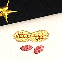 麻混　手刺繍半襟　ＢＥＥＲとピーナッツ 7枚目の画像