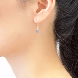 14 kgf·瑞士藍色托帕石單粒耳環 第2張的照片