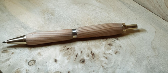 木製ペン ノック式ボールペン/0.7㎜シャーペン兼用 屋久杉  ガラスコート仕上げ 4枚目の画像