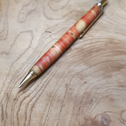 【アウトレット】木製シャーペン0.5㎜ボックスエルダー  蜜蝋クリーム仕上げ。 2枚目の画像