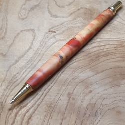 【アウトレット】木製シャーペン0.5㎜ボックスエルダー  蜜蝋クリーム仕上げ。 3枚目の画像