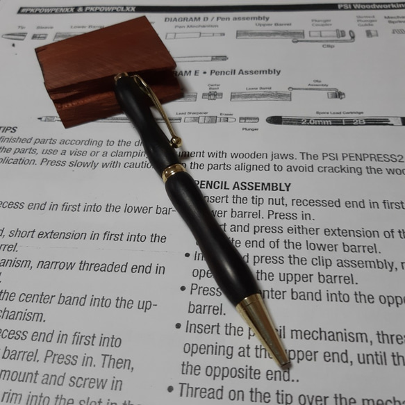 木製ボールペン　[受注生産  要問い合わせ]　アフリカンブラックウッド　回転式　ファンライン 2枚目の画像