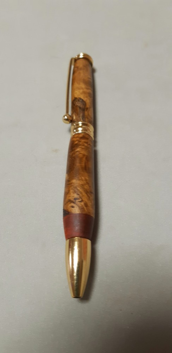 木製ボールペン　楢瘤/レッドハート　ノック式　パワー　松脂蜜蝋仕上げ 6枚目の画像