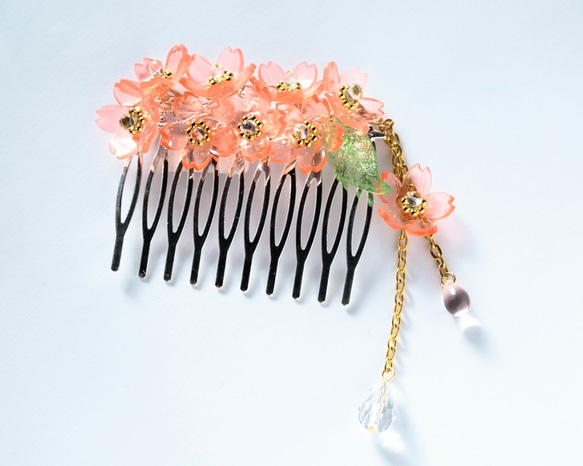 透明桜のヘアコーム 3枚目の画像