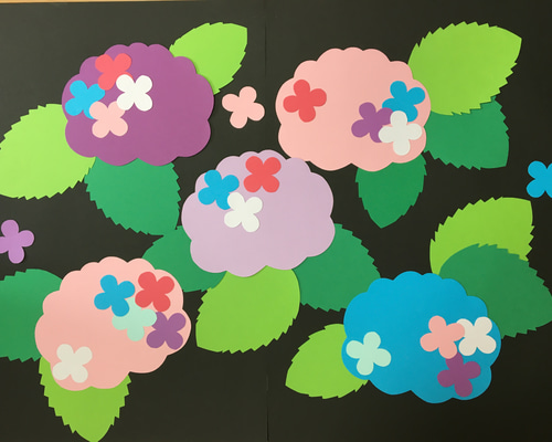 アジサイの壁面飾り 紫陽花 6月壁面 保育 幼稚園 高齢者施設 デイ