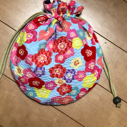 花柄リップルと麻のまん丸巾着袋　巾着バッグ 1枚目の画像