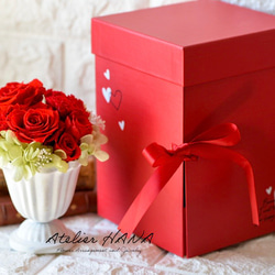 赤い薔薇とカーネーションが綺麗なプリザーブドフラワー アレンジメント✨ 専用ギフトボックス付き 4枚目の画像