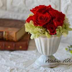 赤い薔薇とカーネーションが綺麗なプリザーブドフラワー アレンジメント✨ 専用ギフトボックス付き 5枚目の画像