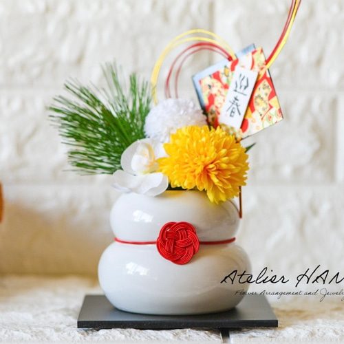 特集掲載⭐︎『早割お正月2023』迎春 華やかな鏡餅が可愛いお正月飾り