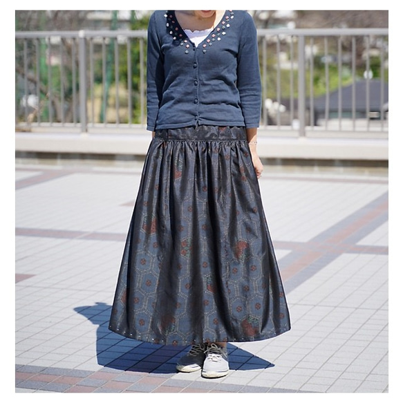 着物リメイク◇大島紬のヨーク切替えのロングスカート 1枚目の画像