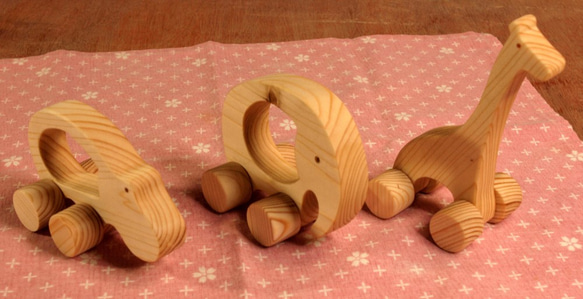 木製プッシュトイ　かばさん 3枚目の画像