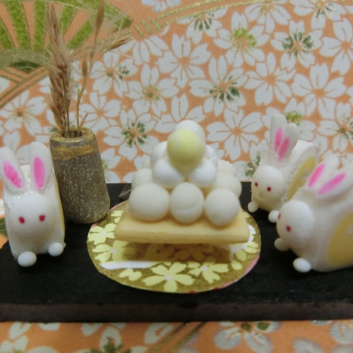 十五夜・お月見ウサギのロールケーキ飾り その他置物