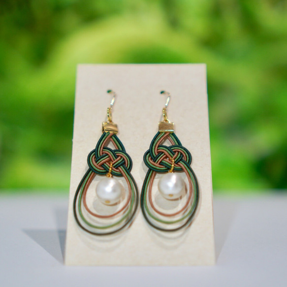 秋の彩り。絹水引ピアス or イヤリング〔秋草〕 ピアス（フック