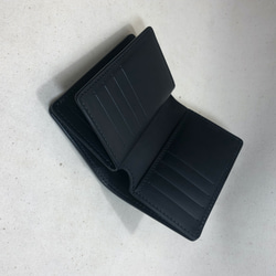 コードバン２つ折り財布　ブラック （ミドルサイズ） 4枚目の画像
