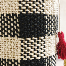 現代民芸《ヘンプ麻糸の手織り花器カバー》オリジナル布地 和空間にも合います＊インポート製 【タイル柄】 6枚目の画像