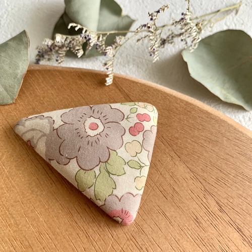 リバティ 三角パッチンピン△▽ベッツィ 雑貨・その他 tsumuribbon୨୧  