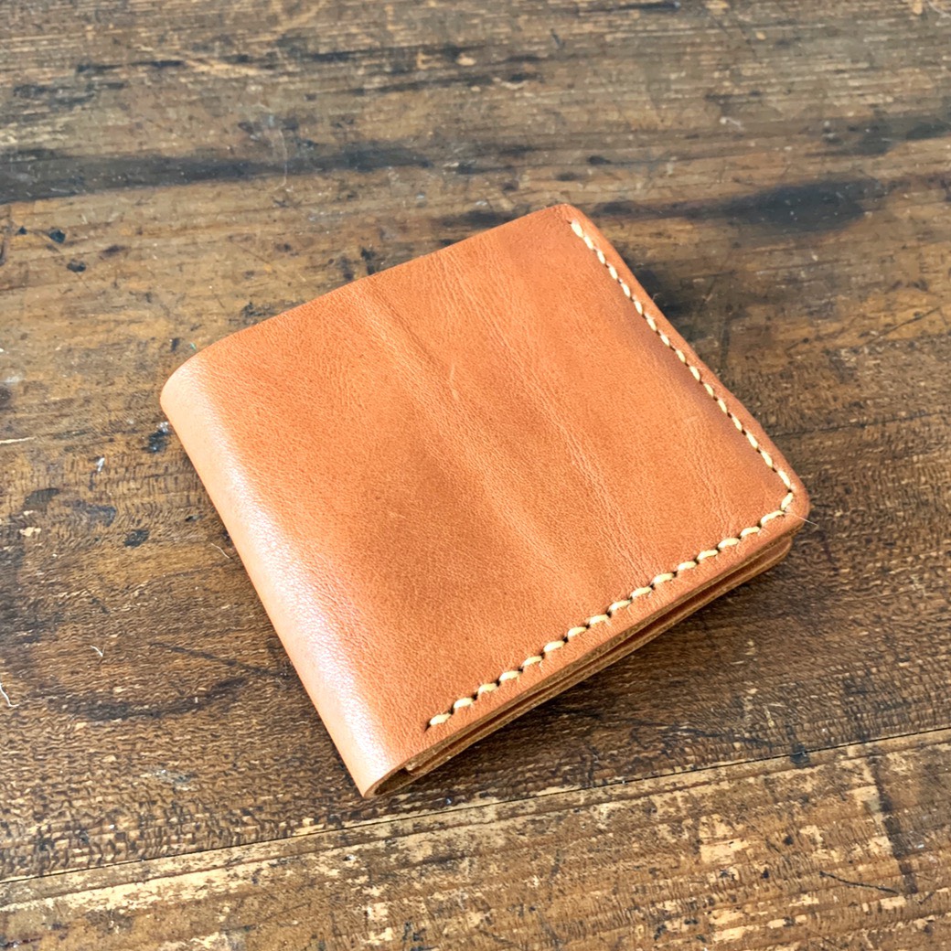 本革 二つ折り 財布 【キャメル】