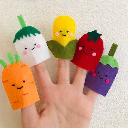 mami様オーダー品　やさい　くだもの指人形 指人形 お野菜さん おもちゃ・人形 SOU 通販 11038628｜Creema(クリーマ)