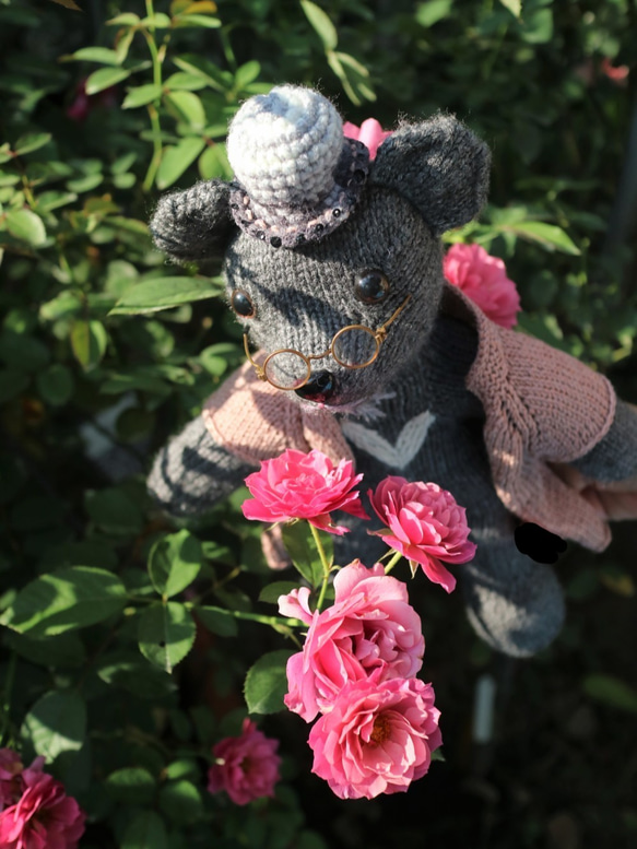 熊愛*熊爺*手工編織泰迪熊台灣黑熊knitted teddy bearテディベア玩偶娃娃收藏訂製 第5張的照片