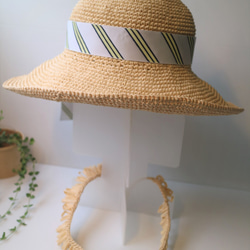 夏の日よけ帽子 ベージュ レディース 帽子 ラフィア 麦わら帽子 手作り かぎ針 かぎ針編み イベント 飾り帯 2枚目の画像