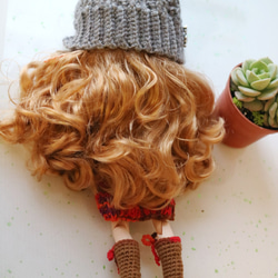 Blythe小布六分娃手工編織娃娃時尚服飾組合含毛帽長線衫長靴小內褲 第4張的照片