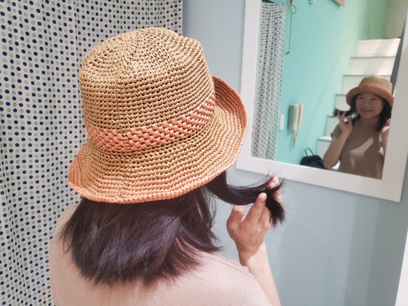 hat for woman手工鉤針編織草帽遮陽帽拉菲亞草帽婦人帽漁夫帽經典造型生日禮物情人節禮物 第6張的照片