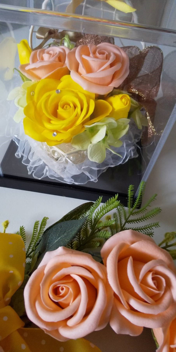 ミモザとバラのリースとハート形ボックスアレンジのセット　「春の福袋」 1枚目の画像