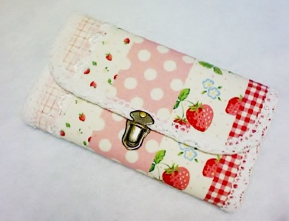 ハンドメイド長財布*いちご柄ピンク♪126 その他ミニ財布
