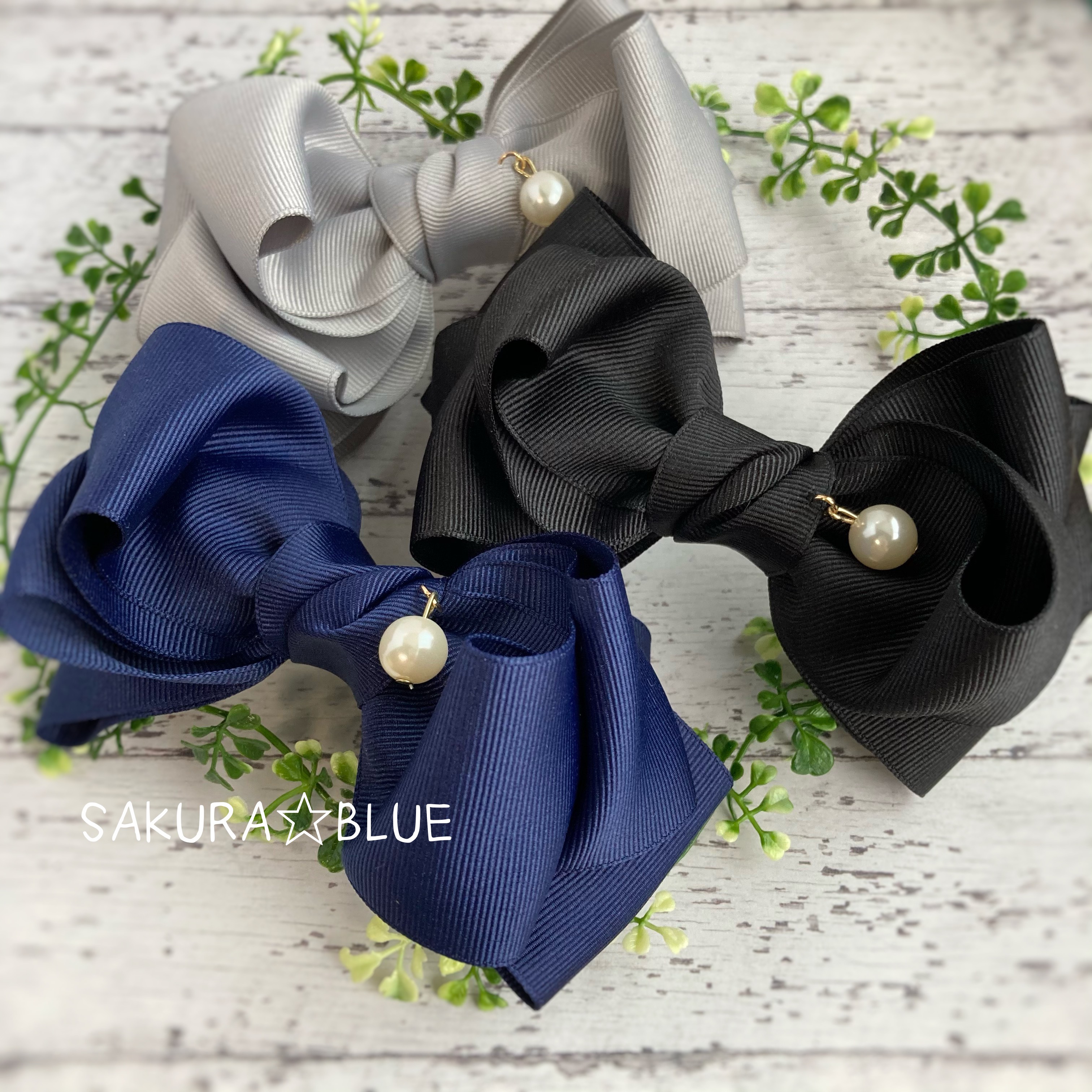 黒リボン　ヘアアクセ