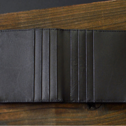【経年変化を楽しむ：ブラック】ベビーバッファロー本革製 二つ折り財布　MK-3009-BS-2 5枚目の画像