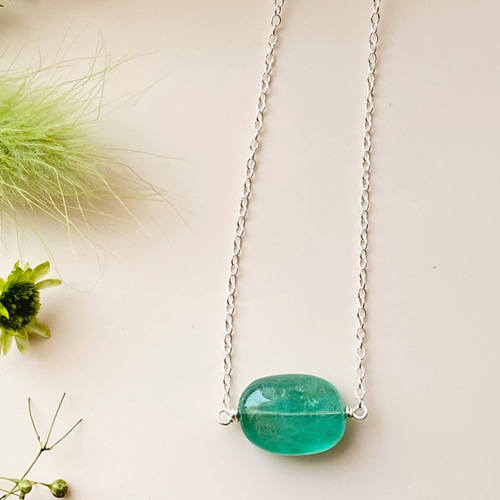 本来080 天然石　緑石　エメラルド、ネックレス 3c2b484af718fd908e3cf1803be8b6