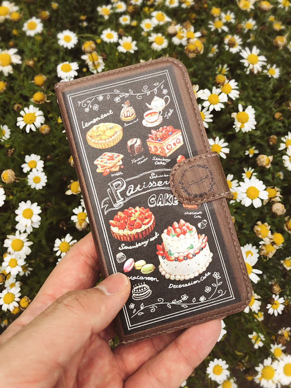 ケーキがいっぱい！　パティスリー手帳型スマホケース【受注生産・内側デザイン入り】 6枚目の画像