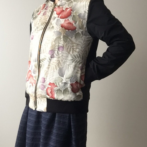 着物リメイクブルゾン 花 ジャケット アトリエ・ヘリンボーン