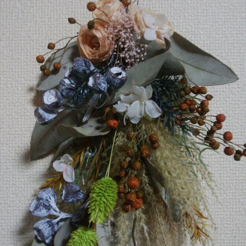 カンナ屑ローズとユーカリのスワッグ ドライフラワー Huku-ya 通販