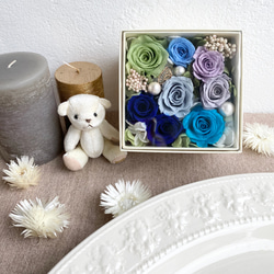 【プリザーブドフラワー】〜Box flower〜 ブルー・グリーン＊小さな花の贈り物＊　シースルーフラワーボックス 3枚目の画像