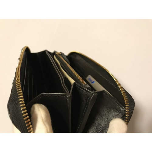 パイソン 長財布 ブラック ラウンドジップタイプ 長財布 サク 通販 