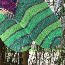 ドイツの毛糸opalのあたたか手編みの靴下 カエルちゃん 3枚目の画像