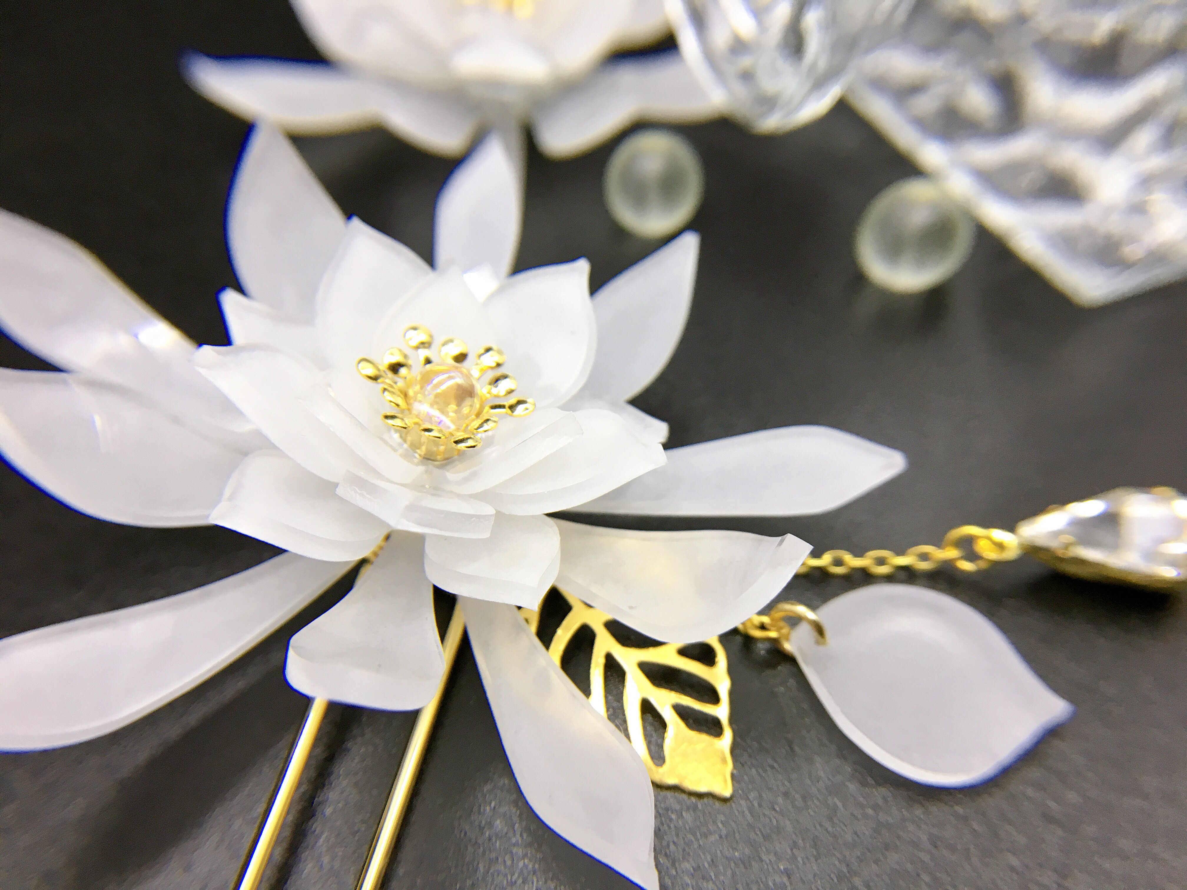 ダイゴロ　花嫁かつら・かんざし4点セット　専用ケース付き 新品！【婚礼用かんざし 金属笄一式セット】⑧ 花嫁かつら