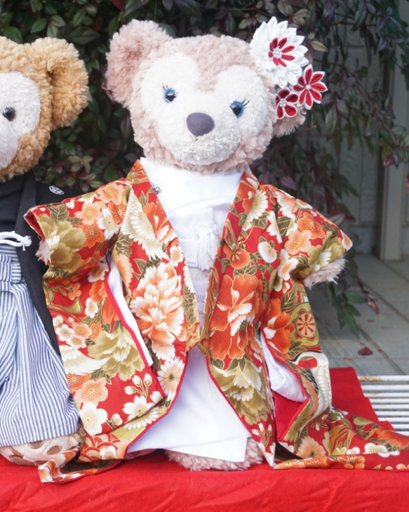 ダッフィー＆シェリーメイのウエディング衣装　羽織袴と色打掛　エンジ 3枚目の画像