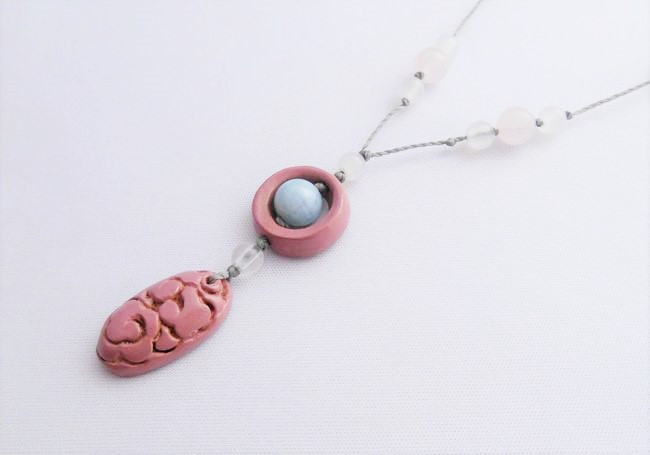 【彫刻】【漆】ペンダント　丸と雲