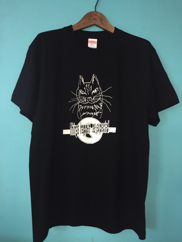 【2枚以上購入で30%OFF】 コットンオリジナルTシャツ　cat gang(ねこギャング) 1枚目の画像