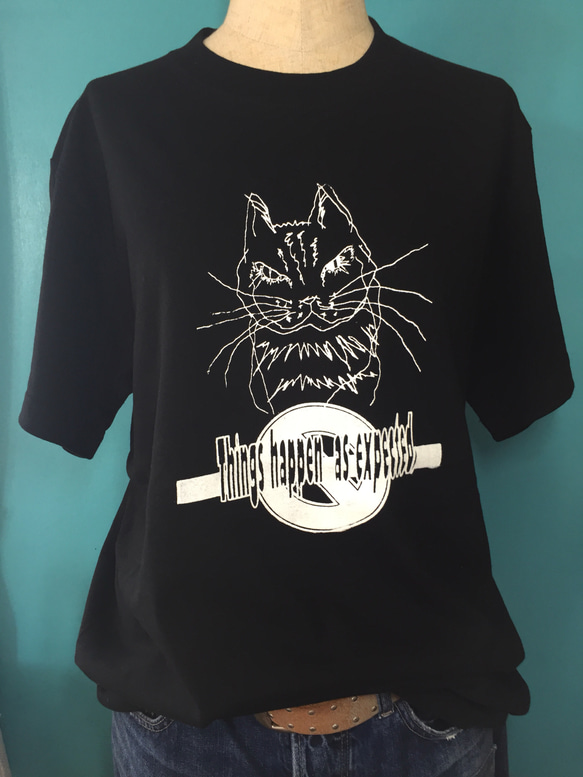 【2枚以上購入で30%OFF】 コットンオリジナルTシャツ　cat gang(ねこギャング) 5枚目の画像